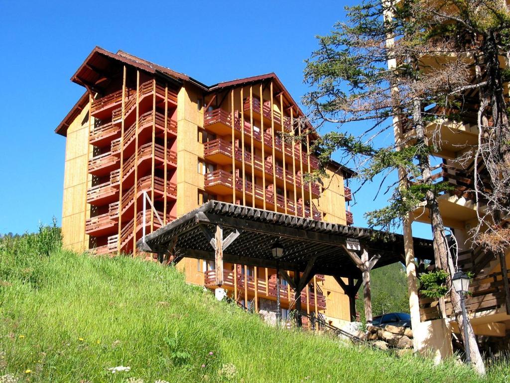 Castor & Pollux Aparthotel Risoul Exteriör bild